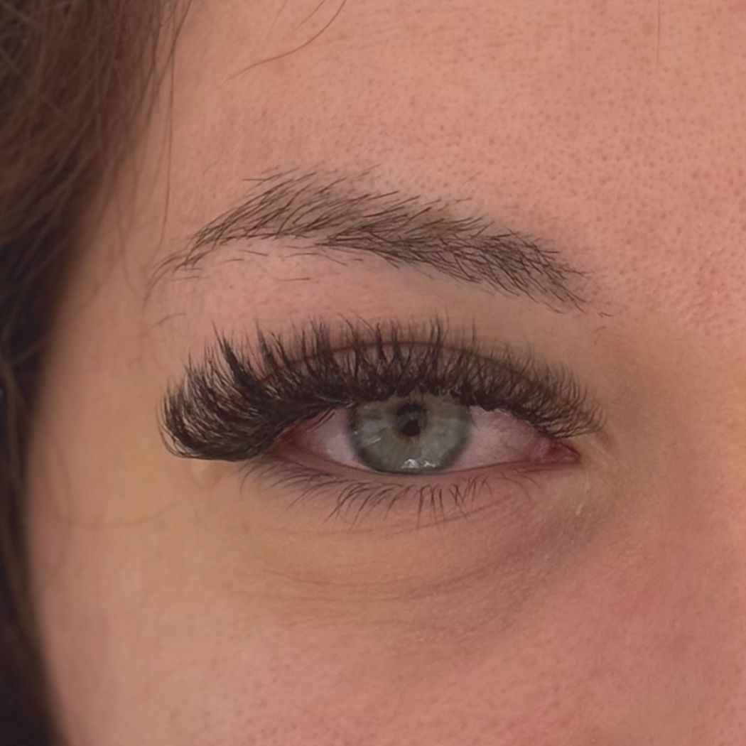 Wimpern & Augenbrauen